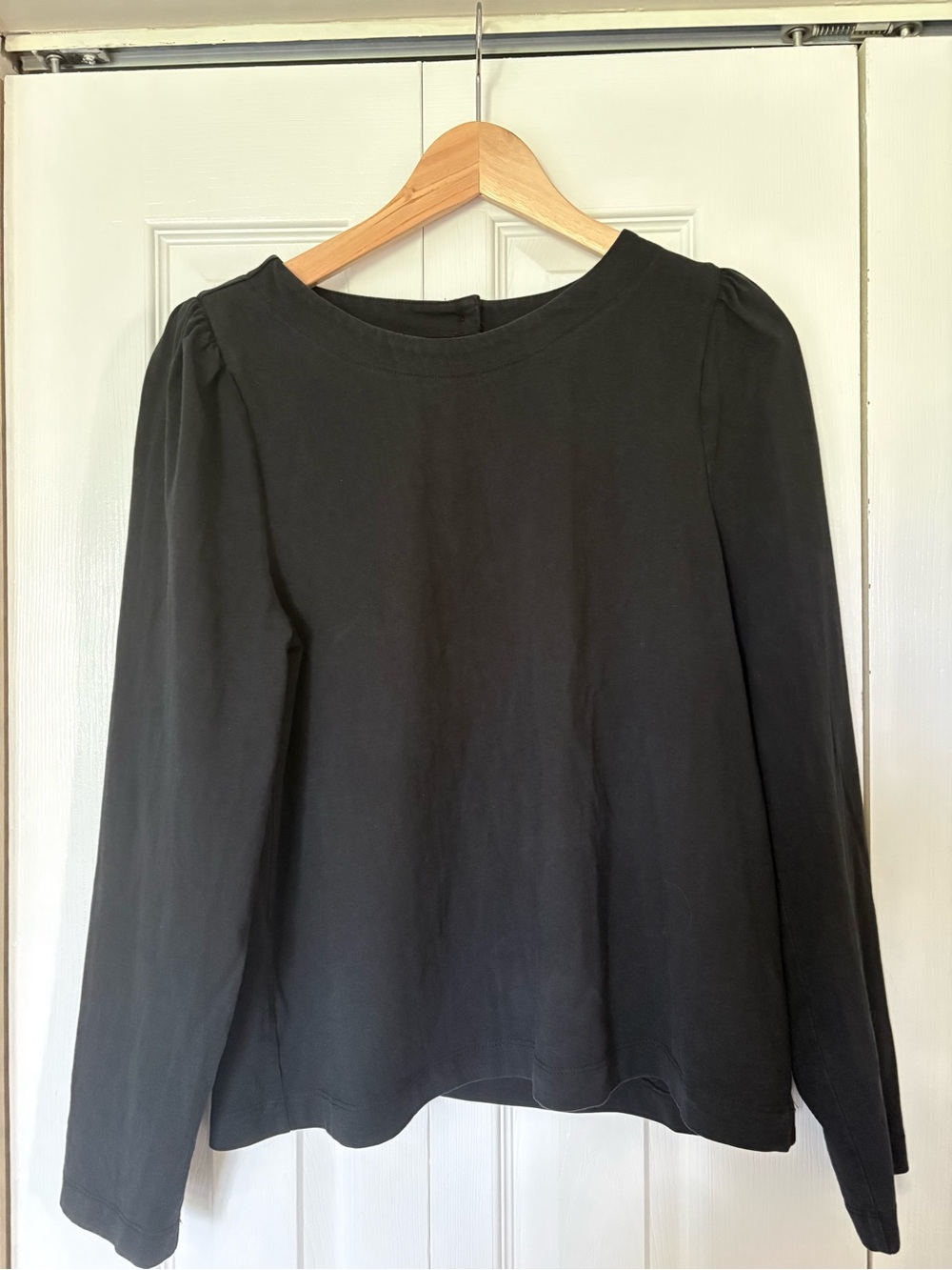J. Crew Puff-Sleeve Button-Back Black Long Sleeve Crewneck Top Size M